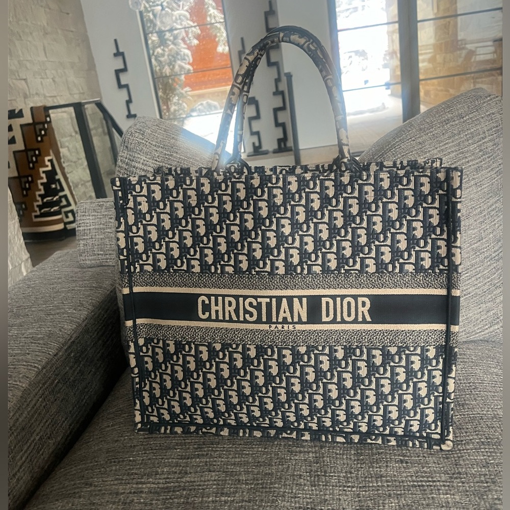 Large Dior book tote in classic oblique